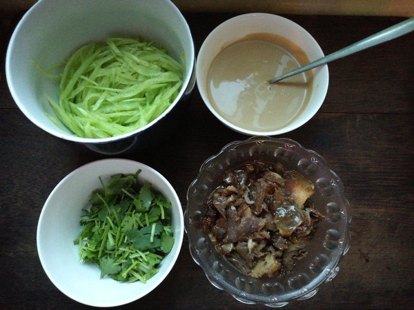 Scissors Noodles with Tahini Sauce recipe