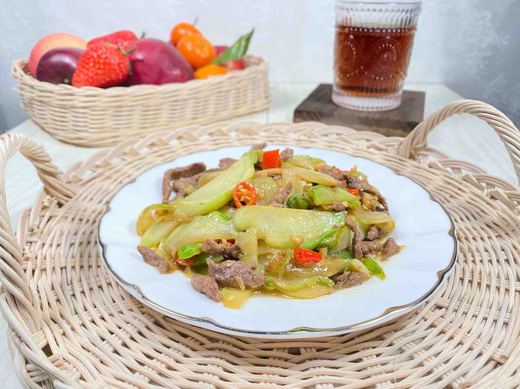 Stir-fried Shredded Pork with Vegetables recipe