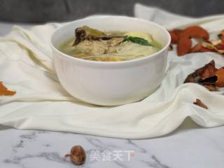 Chicken Soup and Egg Dumpling Noodles recipe