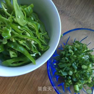 Stir-fried Pork Bun with Cumin recipe