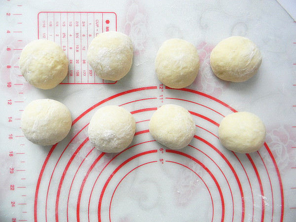 Baking Small Steamed Buns with One Fermentation recipe
