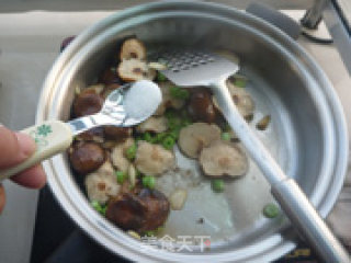Fried Shiitake Mushrooms with Garlic recipe