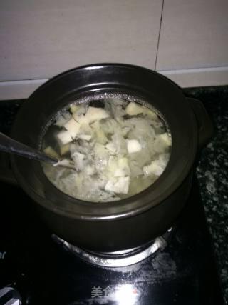 Sydney White Fungus Soup recipe