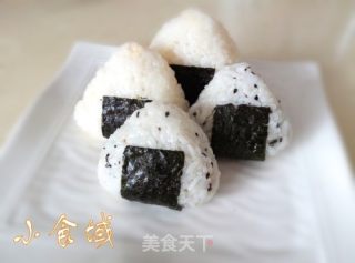 Handmade Japanese Rice Balls recipe