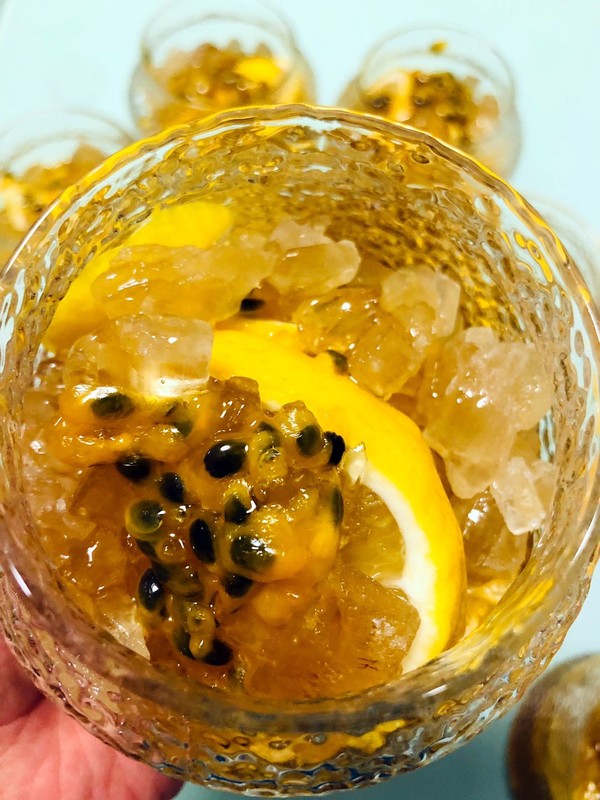 Vitamin C Plus's Passion Fruit Lemon Tea recipe