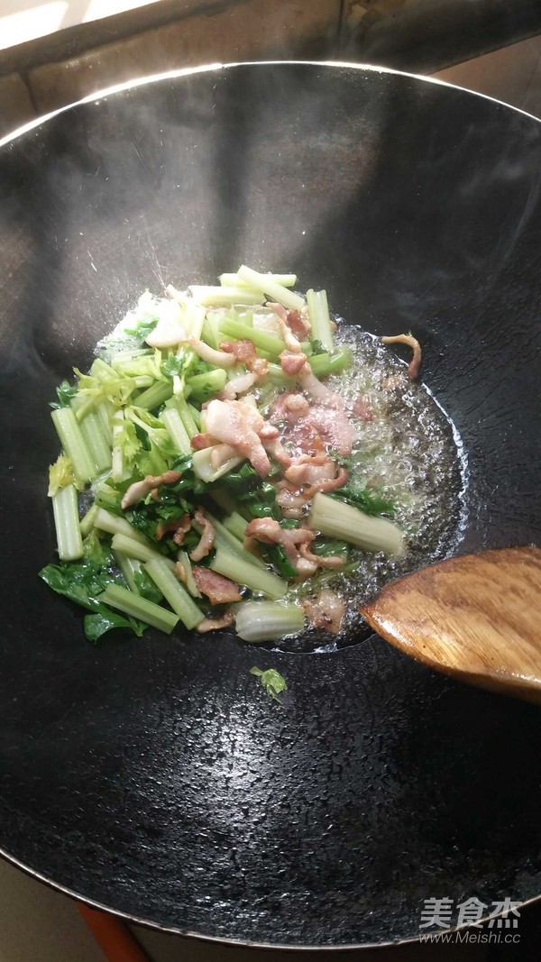 Northern Traditional Steamed Noodles recipe