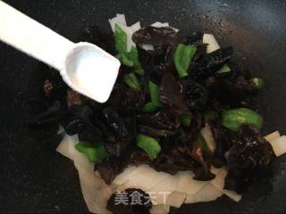 Fried Fungus with Yam recipe