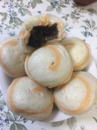 Buns with Sesame Bean Paste recipe