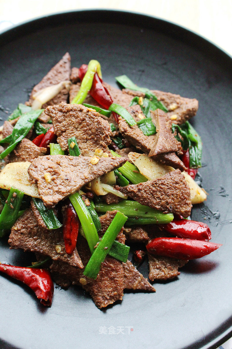 Stir-fried Pork Liver with Green Onion and Ginger recipe