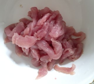 Stir-fried Pork with Garlic Moss recipe