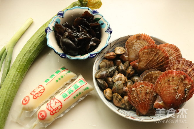 Loofah Seafood Tofu Pot recipe