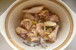 Black Fungus Stewed Chicken Soup recipe