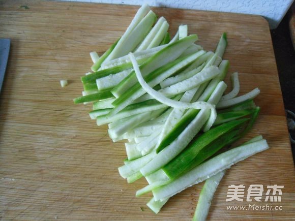 Hot and Sour Loofah Strips recipe