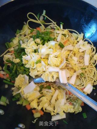 Stir-fried Soy Noodles with Mixed Vegetables recipe