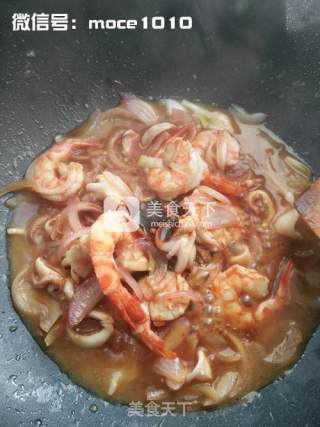 Xiaoce Seafood Recipe of The Day: Seafood Noodles recipe