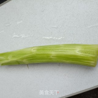 Lettuce and Sticky Rice Intestine Salad recipe