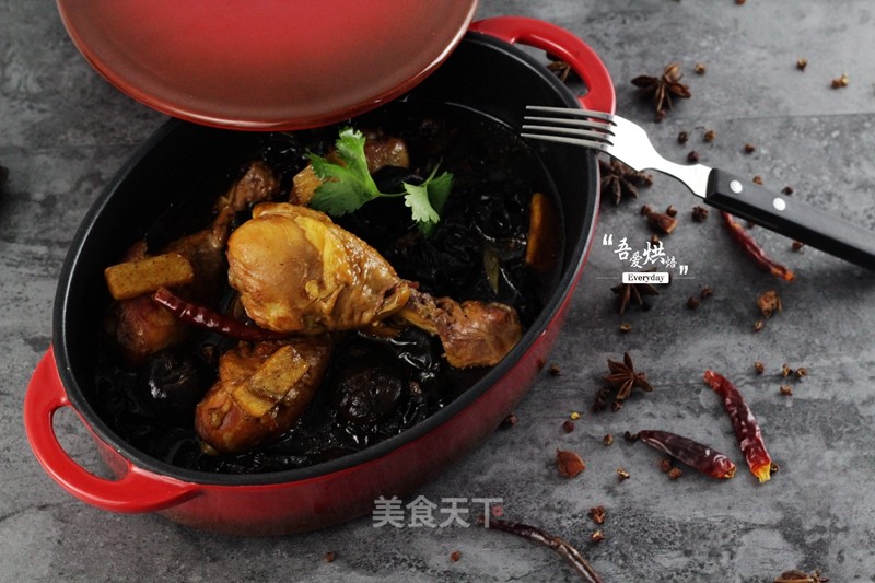 A Delicacy for Entertaining Guests-chicken Legs Stewed with Mushrooms recipe