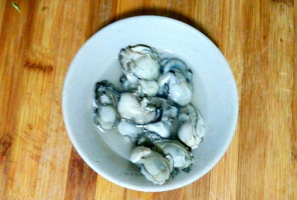 Cabbage Oyster Locust Soup recipe