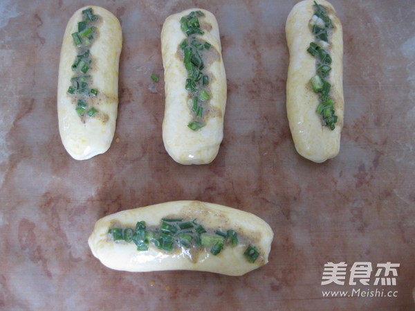 Salad Chives Buns recipe