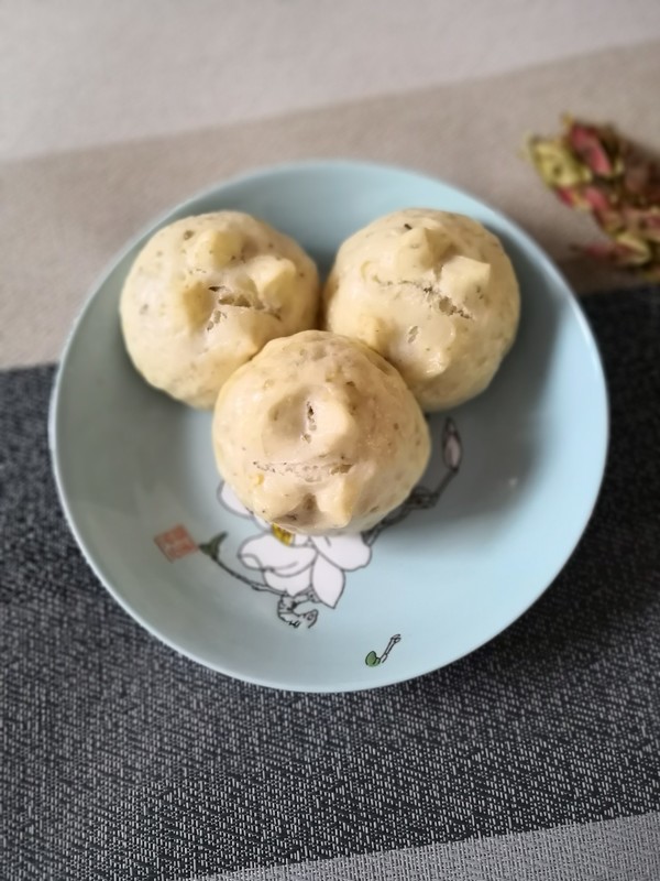 Mung Bean Steamed Buns recipe