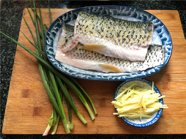 Steamed Anhui Fish Section recipe