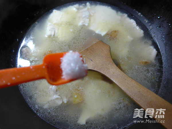 Fish Bone Tofu Soup recipe