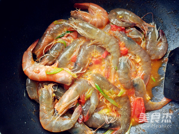 Stir-fried Shrimp with Tomato recipe
