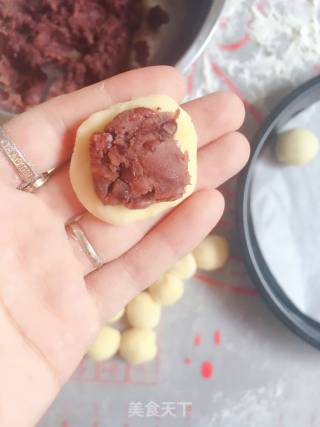 Bean Paste Meal Buns recipe