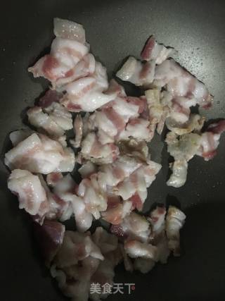 Fried Pork with Chili recipe