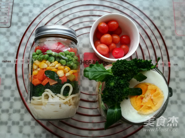 Mason Cup Vegetarian Salad recipe