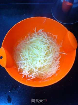 Hot and Sour Potato Shreds recipe