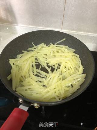 Hot and Sour Potato Shreds recipe