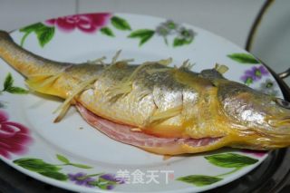 Steamed Yellow Croaker recipe