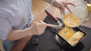 Japanese Beef Beef Rice + Thick Egg Braised Bento + Pineapple Orange Juice [manda Xiaoguan] recipe