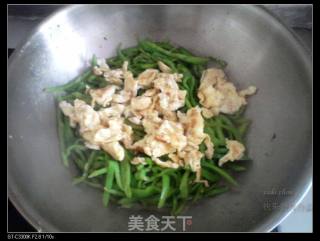 Scrambled Eggs with Green Peppers recipe