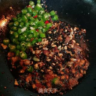 Stir-fried Green Pepper with Minced Pork in Black Bean Sauce recipe
