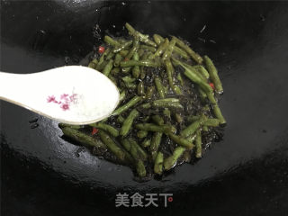 Green Beans with Prunes and Vegetables recipe