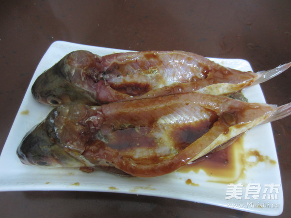 Steamed Dace Belly with Soy Sauce recipe