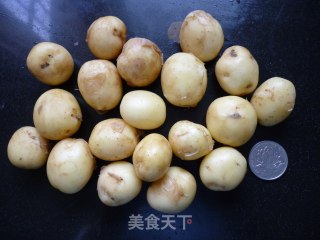 Braised Baby Potatoes in Oil recipe