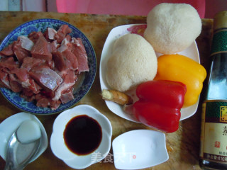 [fried Beef Brisket with Hericium Mushroom] recipe