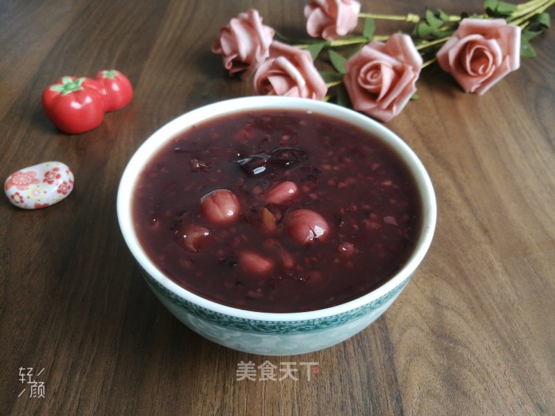 Black Rice Porridge with Red Dates and Lotus Seeds recipe