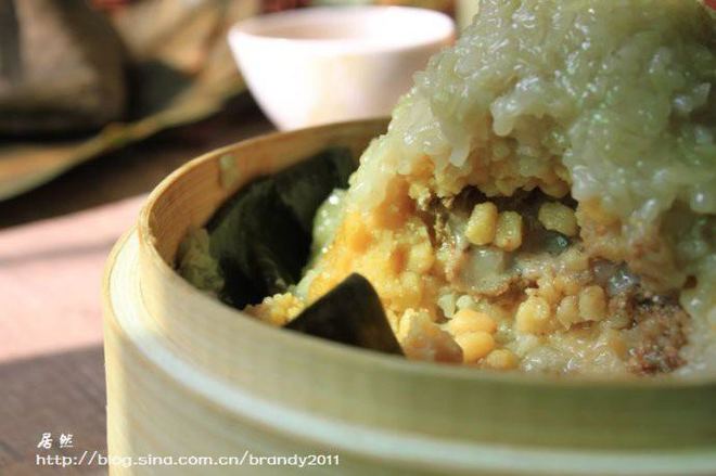 Traditional Wrapped Steamed Rice Dumpling recipe