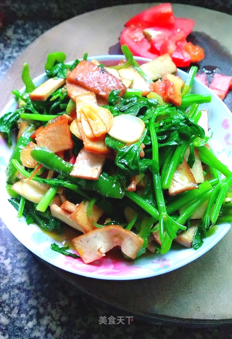 Fried Celery with Dried Tofu recipe