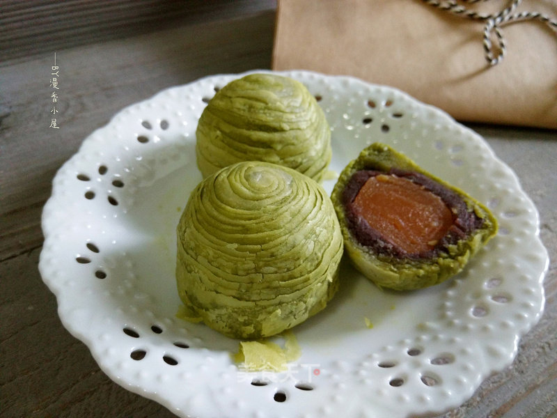 Matcha Bean Paste Egg Yolk Crisp recipe