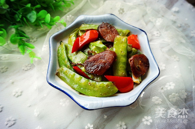 Stir-fried Lentils with Sausage recipe