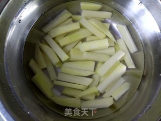 Spicy Potato and Radish Pot recipe