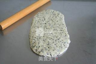 #aca烤明星大赛#black Sesame Toast (medium Species) recipe