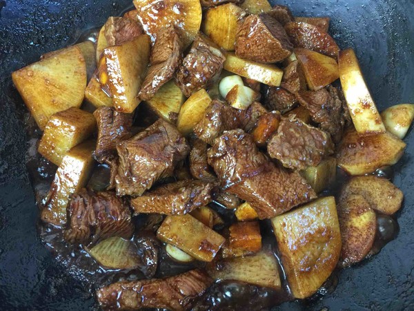 Braised Beef and Radish recipe