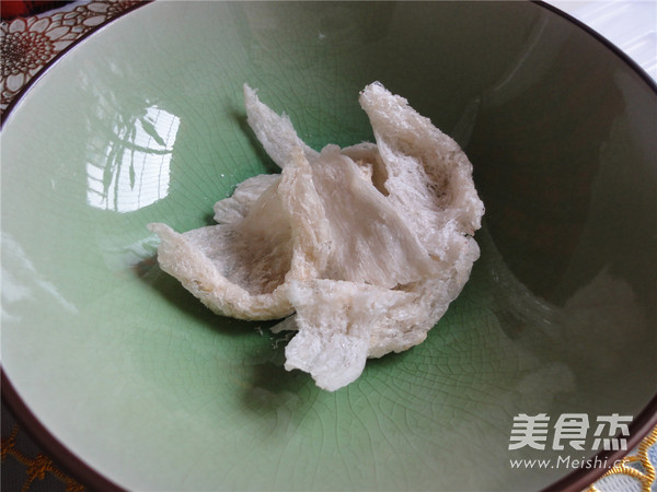 Stewed Bird's Nest with Rock Sugar recipe