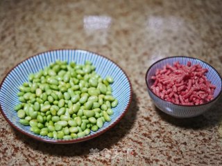 Stir-fried Edamame with Minced Beef recipe